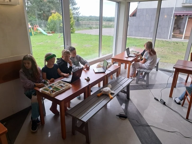 27 2zajecia z konstruowania i programowania robotow.